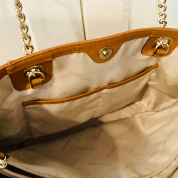 Large Calvin Klein saffiano Leather Tote Bag, Large Leather Tote Bag - Picture 7 of 8